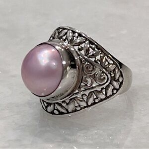 Mabe Pink Pearl Sterling Silver Ring